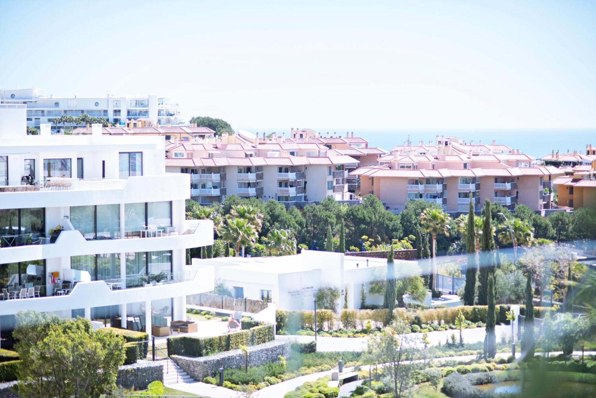 Mara's Higueron West - Modern Large - Terrace With Sea Views And Afternoon Sun !!!! Fuengirola